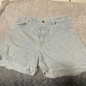Levi’s shorts